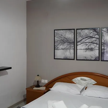 아파트 Rose Garden