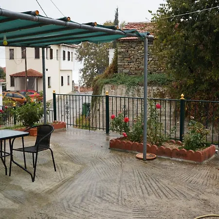 아파트 Rose Garden