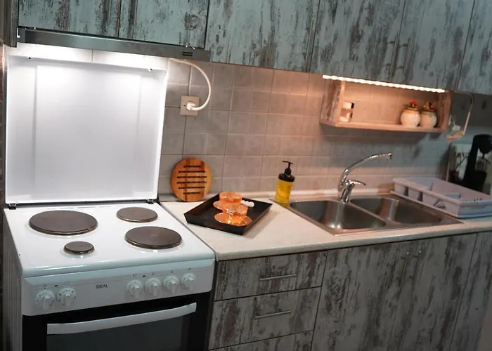 Rose Garden Κατωχώρι